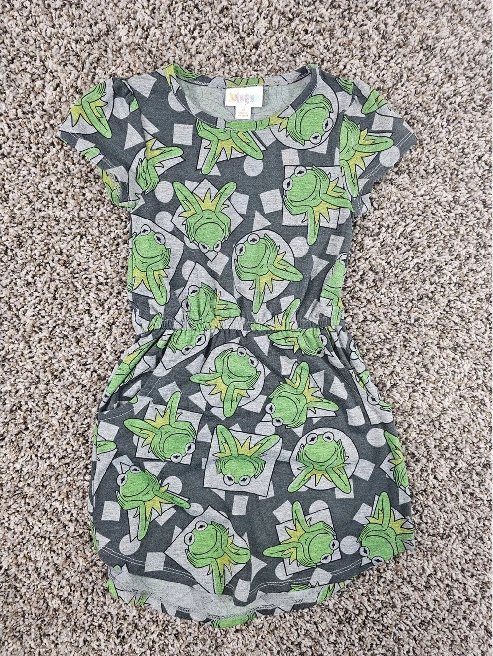 LuLaRoe dress featuring a Kermit the Frog pattern Girls Sz 4
